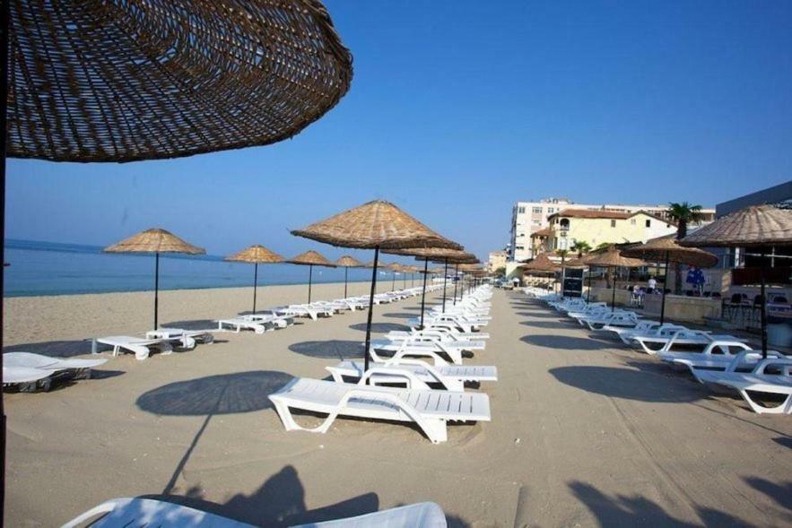 Diamond City Resort Hotel บูยูกเชกเมเช ภายนอก รูปภาพ