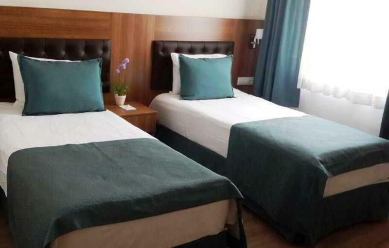 Diamond City Resort Hotel บูยูกเชกเมเช ภายนอก รูปภาพ