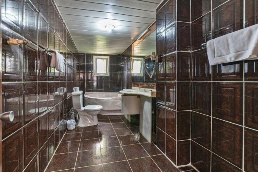 Diamond City Resort Hotel บูยูกเชกเมเช ภายนอก รูปภาพ