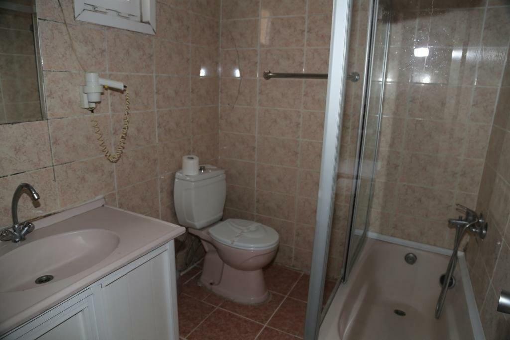 Diamond City Resort Hotel บูยูกเชกเมเช ภายนอก รูปภาพ